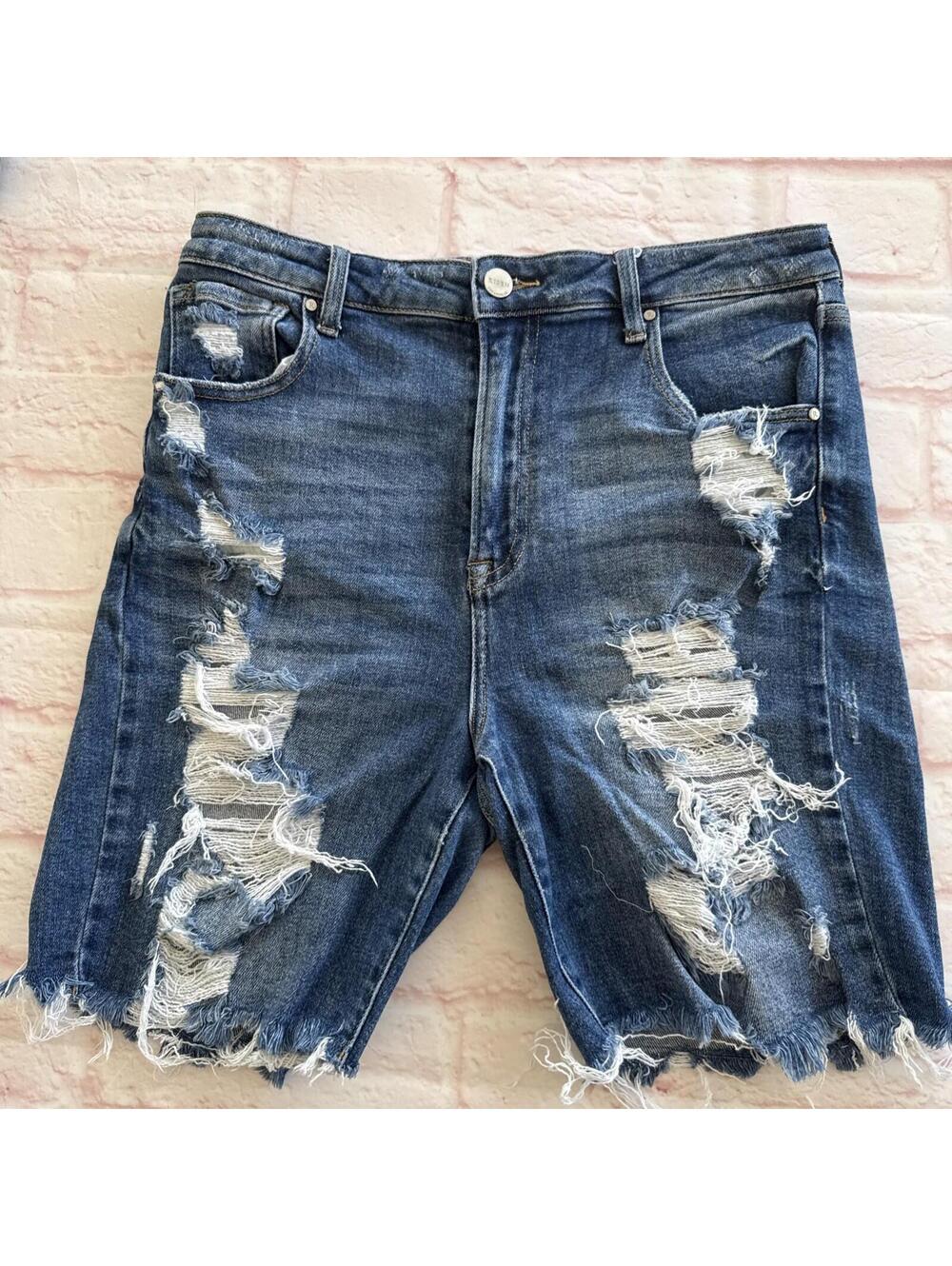 Risen Cut Off Distressed Denim Jean  Shorts RDS6029 EUC